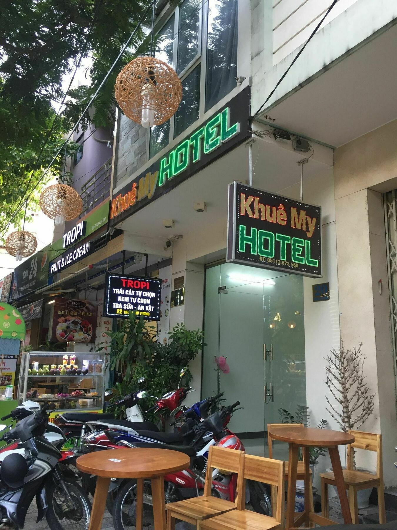 Khue My Hotel Đà Nẵng Exterior foto